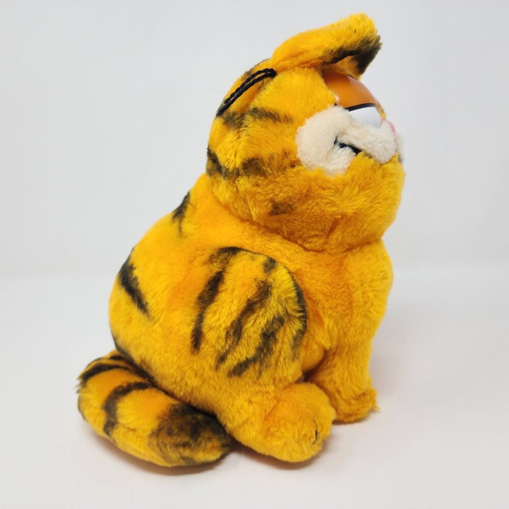 Vtg 1981 Dakin Garfield Cat Sitting 9" Plush Shredded Clippings Stuffed Animal - Picture 11 of 15